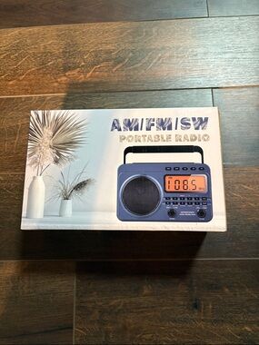 Blue Portable AM/FM/SW Radio – Compact Travel Stereo